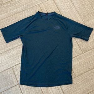 Mens small north face t shirt